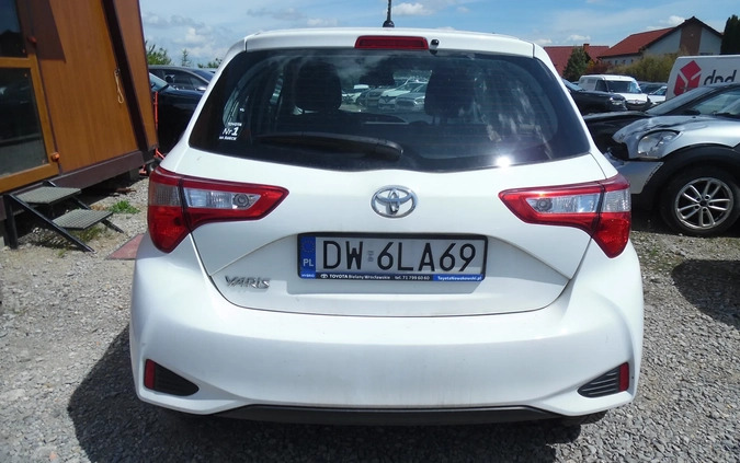 Toyota Yaris cena 16100 przebieg: 80200, rok produkcji 2020 z Stepnica małe 191